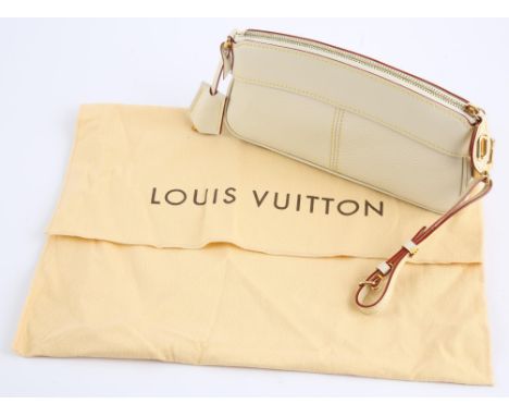 LOUIS VUITTON goatskin Suhali clutch bag in blanc leather outlined with contrast stitching, gold coloured hardware (GCH) with