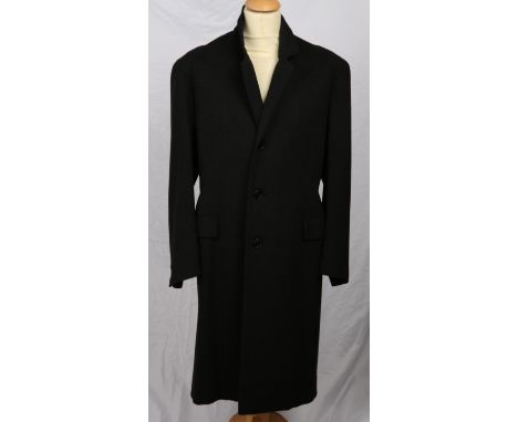 DAKS A gentleman's overcoat in green/brown tweed, excellent quality, with brown satin lining (Armpit to armpit 22" * Sleeve s