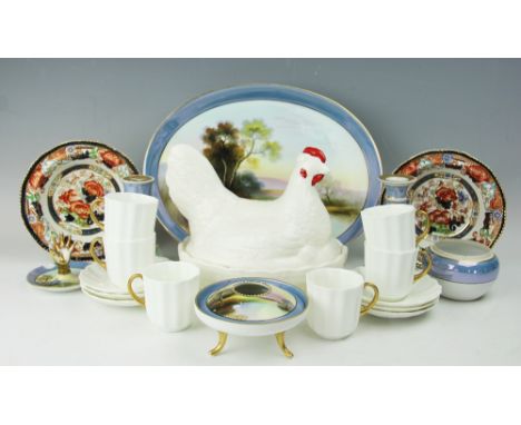 A selection of collectable ceramics to include Noritake dressing table set comprising of an oval tray, ring stand, tri-pod bo