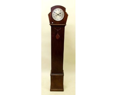 An oak 1930' grandmother clock 