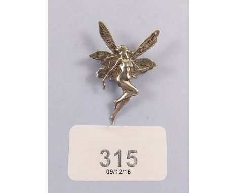 A sterling silver fairy brooch 