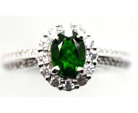 Silver ladies fancy stone set ring. P&amp;P Group 1 (£14+VAT for the first lot and £1+VAT for subsequent lots) 