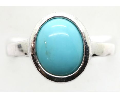 Silver turquoise ring. P&amp;P Group 1 (£14+VAT for the first lot and £1+VAT for subsequent lots) 