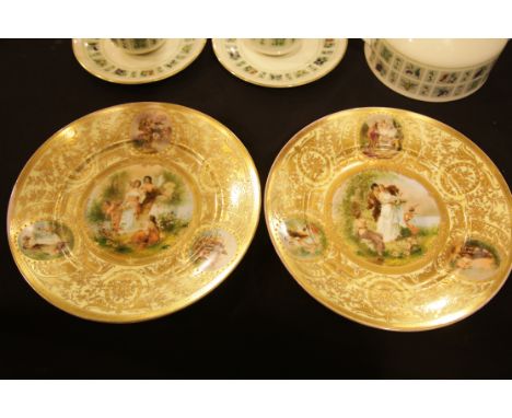Vienna, a pair of painted and gilt cabinet plates, D: 23.5 cm. P&amp;P Group 3 (£25+VAT for the first lot and £5+VAT for subs