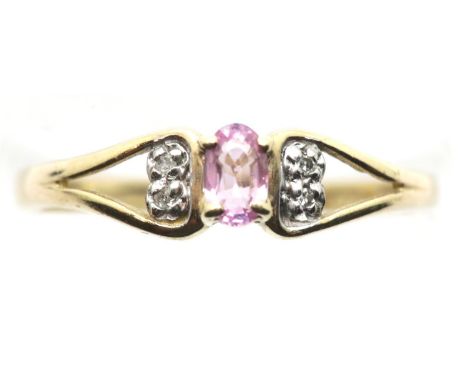 9ct gold pink sapphire and diamond ring, size P, 1.5g. P&amp;P Group 1 (£14+VAT for the first lot and £1+VAT for subsequent l