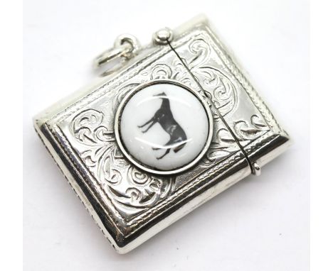 Silver vesta case with enamel horse, 18g. P&amp;P Group 1 (£14+VAT for the first lot and £1+VAT for subsequent lots) 