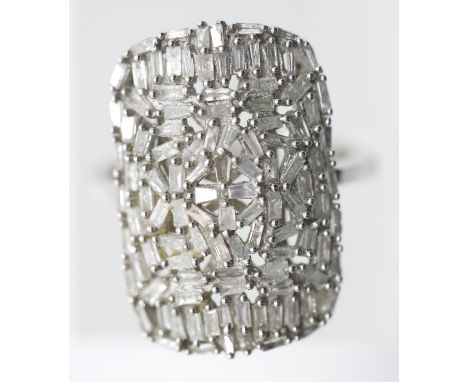 925 silver ring set with baguette diamonds, size P, 4.7g. P&amp;P Group 1 (£14+VAT for the first lot and £1+VAT for subsequen