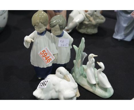 Three Nao figures, Choir Boys, Geese and Ducks. P&amp;P Group 2 (£18+VAT for the first lot and £3+VAT for subsequent lots) 