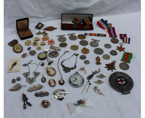 A Royal Automobile Club Association enamelled car badge, R.1742, together with World War I medals including the Victory medal