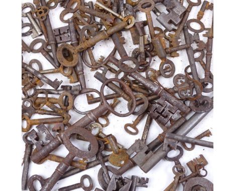 A collection of various Antique and Vintage keys 