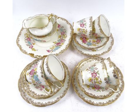 Collingwood's china tea service with floral and gilded decoration 