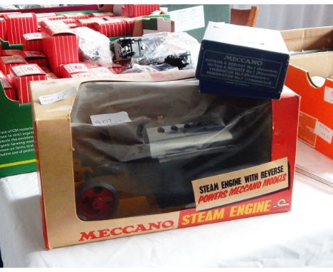 Meccano steam engine and Meccano motor, both in original boxes (2) 