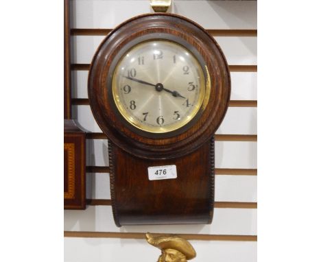 Collection of timepieces including oak wall clock, reproduction brass lantern clock, etc. (6) 