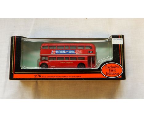 Large quantity of EFE boxed scale model vehicles to include buses, coaches, lorries, etc., the majority in window display box