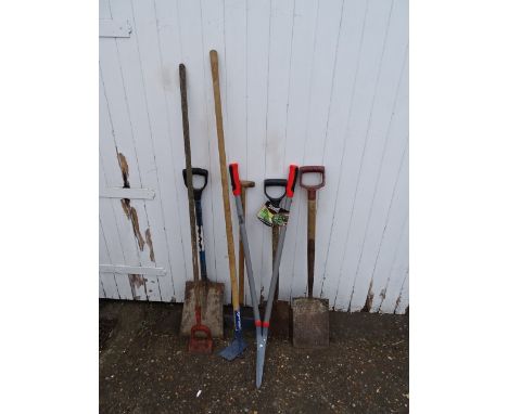 Garden tools to include shovels and hoes etc 