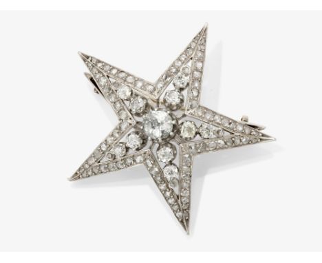 Sternförmige Brosche mit DiamantenFrankreich, um 1880 Gelbgold 750/- und Silber, getestet. Pariser Feingehaltstempel für Gold