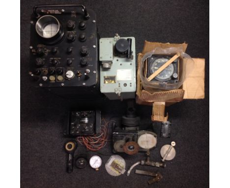 RAF Aircraft interest: RAF Vulcan Bomber Monitor 4436 Oscilloscope: Receiver type R1456: 1950's Hawker Hunter Control Unit 82