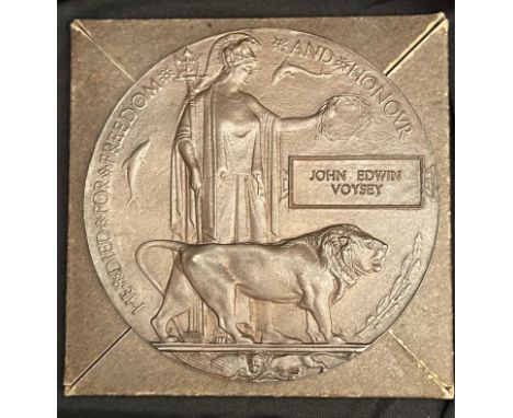 WW1 British Death plaque to John Edwin Voysey, complete in original cardboard box of issue. (35000 Private John Edwin Voysey,
