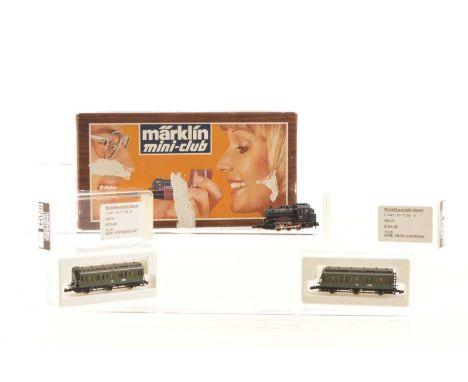 Marklin Mini Club Z Gauge Steam Tank Locomotive and DB Six Wheeled Coaches, all cased/boxed, 8800 DB 89 006 in black/crimson 