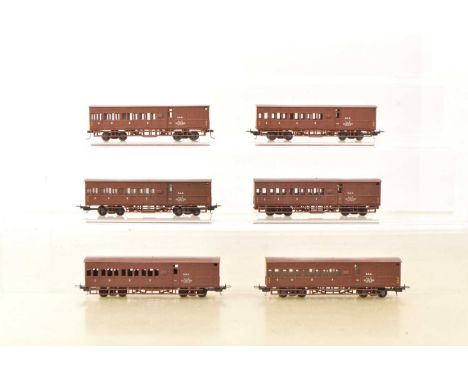Lima South African six HO Gauge  unboxed 309343 maroon Passenger Guards short bogies Coaches (6) No 90 013 468, G-VG, five wi