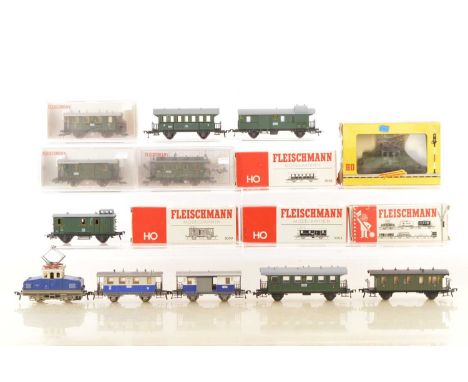 Fleischmann HO Gauge Steeple Cab Electric Locomotives and Four Wheeled Coaches (12), unboxed steeplecab locomotive 1968 No 12