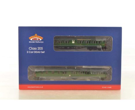 Bachmann for Kernow 00 Gauge 31-236X BR Green small panel 2H Thumper Two Car DEMU Pack, comprising Power and Trailer Cars  S6