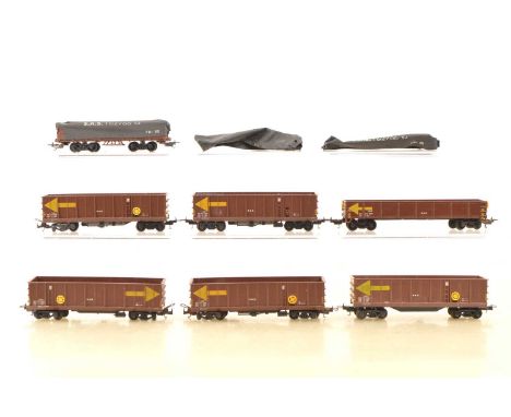 Lima South African HO Gauge unboxed SAR brown bogie Open wagons (7 + two covers), 303521 open wagon with cover, 309041 Open w