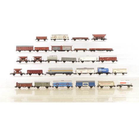 Marklin HO Gauge Continental Freight Stock (27), all unboxed, mainly DB Germany, includes sliding door vans, flat trucks, hop
