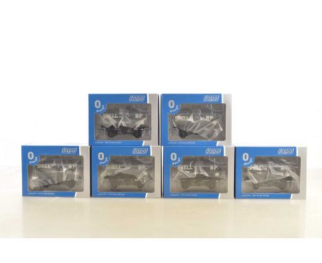 Dapol 0 Gauge (Ex Tower models) modern issue 0 Gauge group of Tankers (6), consisting of Shell/BP black Tankers *6 all with d