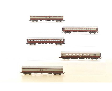Lima South African HO Gauge unboxed SAR Trans Karoo maroon and grey Passenger Coaches (6) comprising, All 1st 3833, All 2nd 2