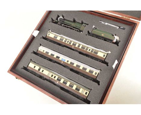 Bachmann 00 Gauge 321-2000 Ltd Ed Cambrian Coast Express twin Train Presentation Set, comprising BR green 7828 'Odney Manor' 