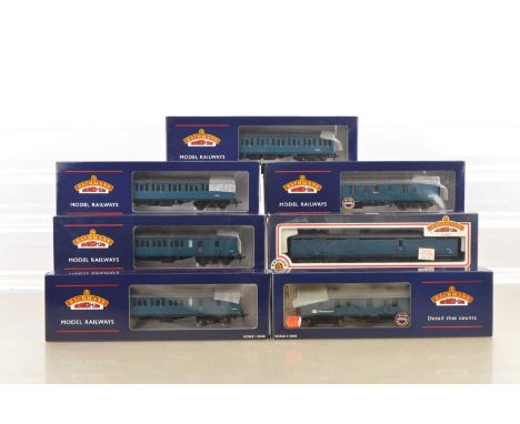 Bachmann boxed 00 Gauge BR blue Suburban Coaches and Newspapers and Full Brake Coaches (7), 34-607 and 34-707A 2nd Class, 34-