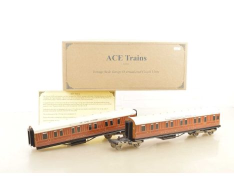 Ace Trains Modern issue 0 Gauge C/6 LNER Articulated Sleeping coaches All 1st Nos.1204 and 1205 with coach boards, VG, box VG