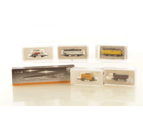 Marklin Mini Club Z Gauge German Freight Stock and Turnout (6), all cased/boxed,  five freight cars, some possibly incorrectl