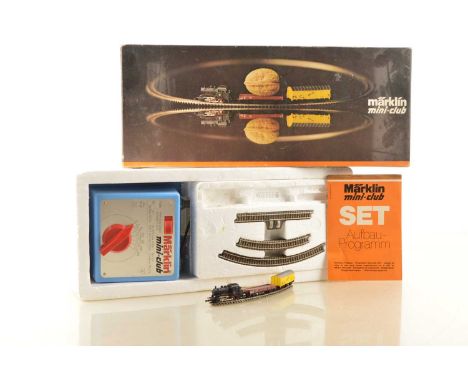 Marklin Miniclub Z Gauge German Steam Freight Starter Train Set,  boxed 8908 S, comprises tank locomotive 39 006 of the DB in