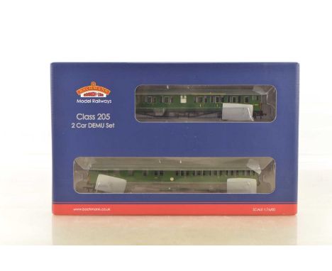 Bachmann for Kernow 00 Gauge 31-235Z BR Green 2H Thumper Two Car DEMU Pack, comprising Power and Trailer Cars  S60814 and S60
