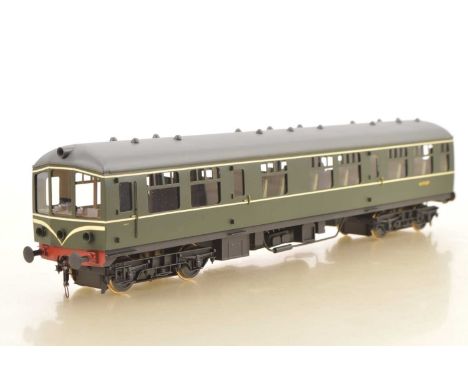 Sancheng (China) Bachmann modern Issue 0 Gauge BR green class 104 DMU Non-power Dummy Trailer with speed whiskers, No.M 79189