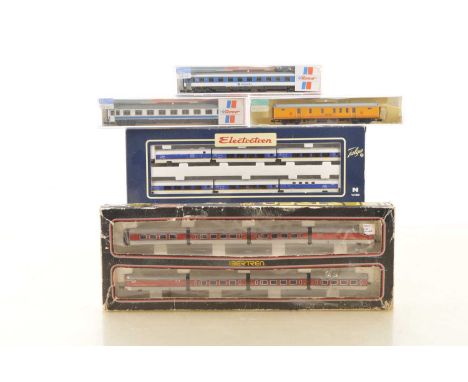 Spanish Outline N Gauge Articulated Coach Packs and Coaches,  all boxed/cased, Ibertren 280 eight car articulated Tran Europ 