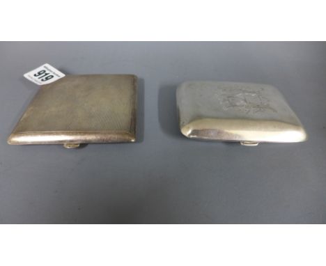 A silver cigarette case and a silver compact - dents to cigarette case, compact good - total approx weight 6 troy oz