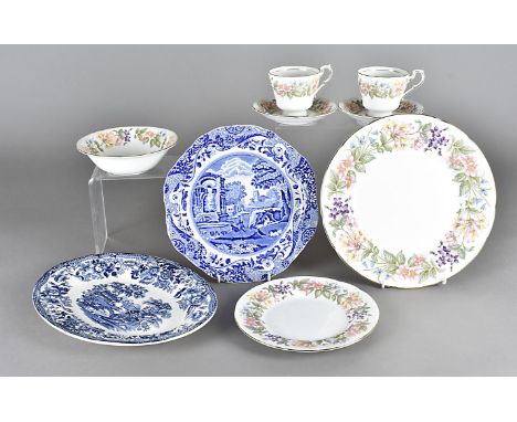 A Paragon Country Lane part dinner and tea service, together with blue and white dinner ware and Royal Worcester Evesham stor