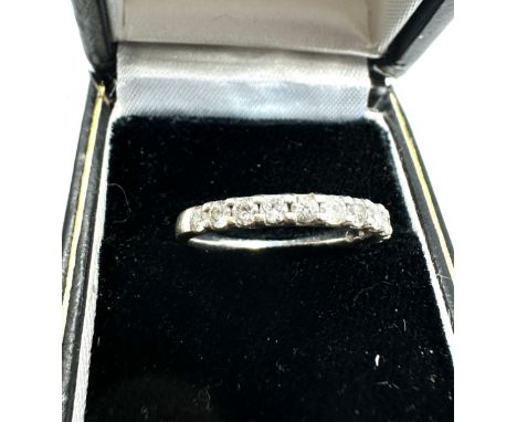 9ct white gold diamond half eternity ring weight 1.8g 