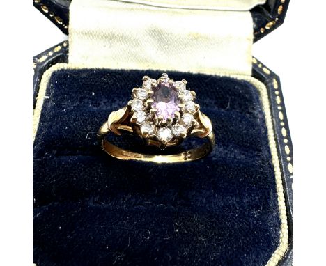 9ct gold amethyst &amp; white gemstone ring weight 2.4g 