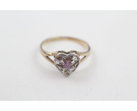 9ct gold purple &amp; white gemstone dress ring (1.5g) 