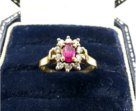 18ct gold ruby &amp; diamond ring weight 2.5g 