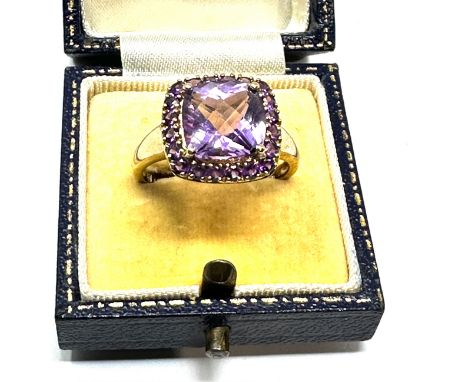 9ct gold amethyst ring weight 4.1g 