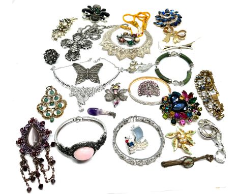 selection of vintage &amp; later costume jewellery weight 550g 