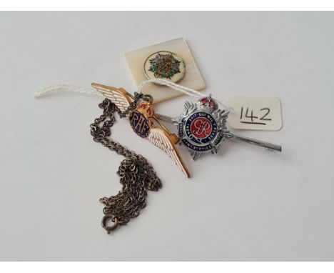 An air force wing brooch &amp; 2 army badges 