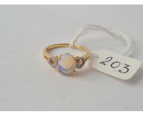 A opal ring in 9ct gold - size N - 2gms