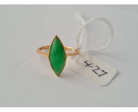 A jade ring in 18ct gold - size L - 2.3gms