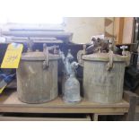 LOT - 2 SPRAY PAINT TANK & 2 GUNS
